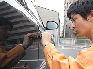 車の鍵作成